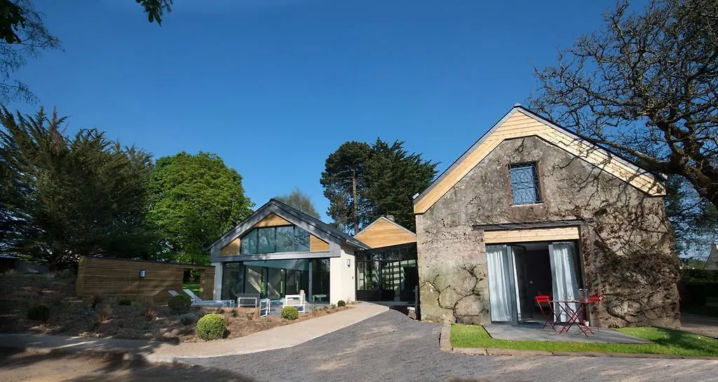 ****  Manoir Des Eperviers Bed & Breakfast Queven France