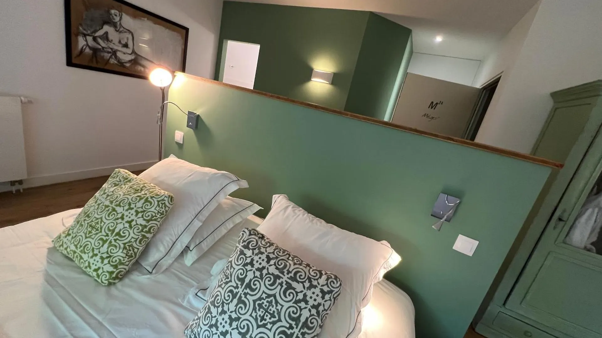 Manoir Des Eperviers Bed & Breakfast Queven 4*,  France