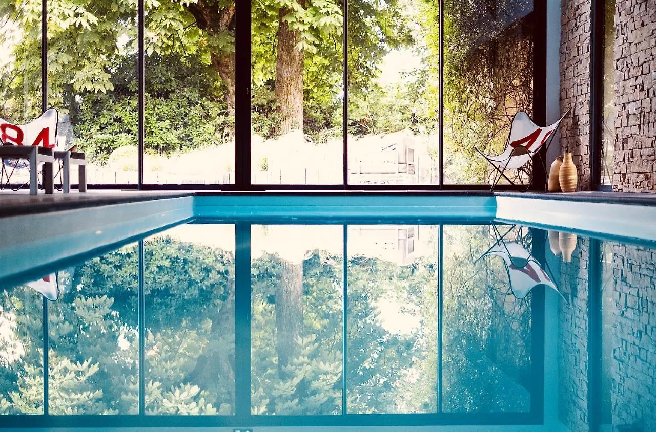 Manoir Des Eperviers Bed & Breakfast Queven